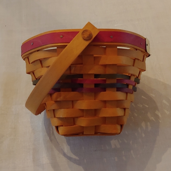 Longaberger Award Basket - Picture 12 of 15